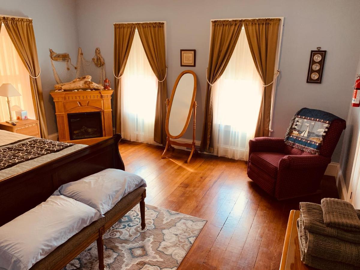 Centennial Inn Bed & Breakfast Conneaut Esterno foto