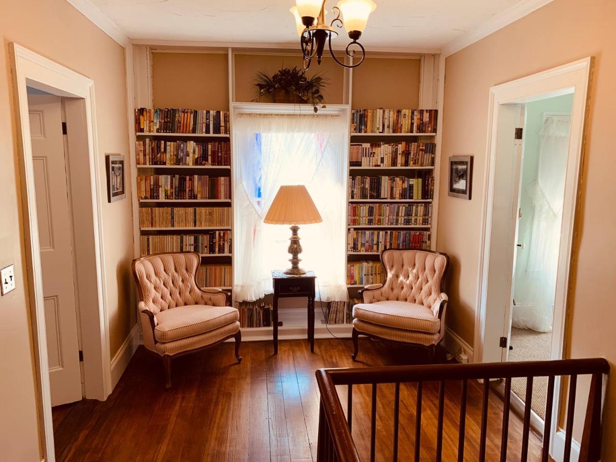 Centennial Inn Bed & Breakfast Conneaut Esterno foto