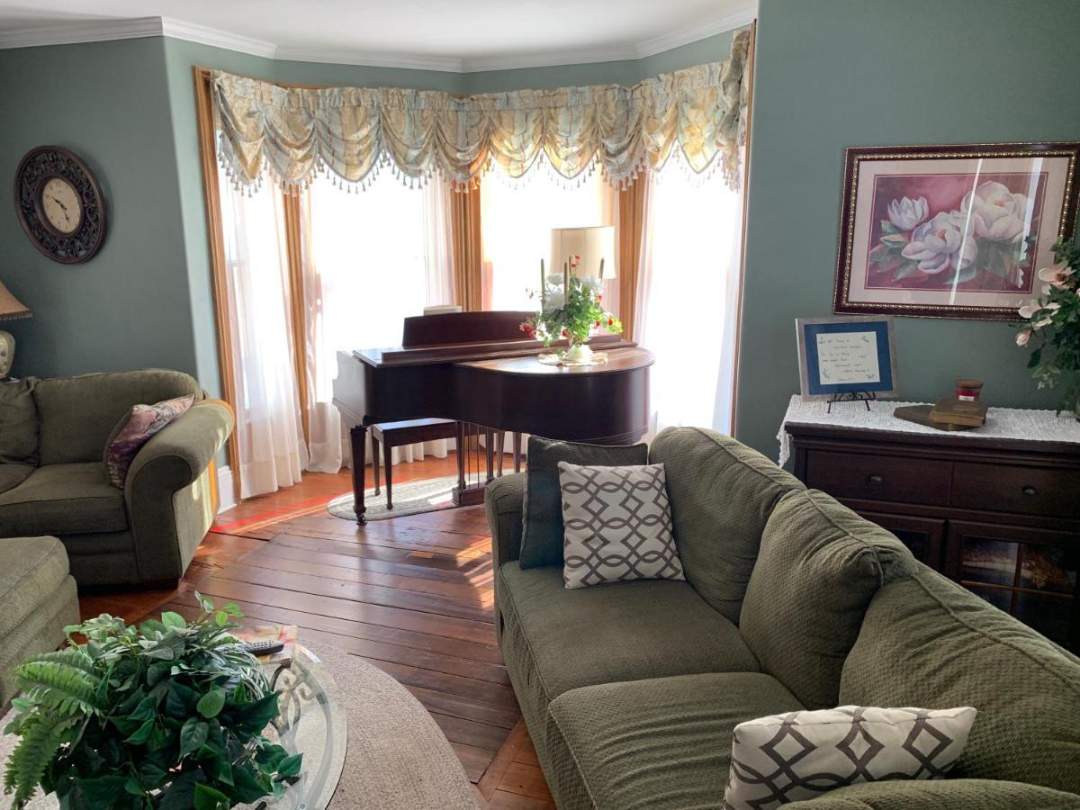 Centennial Inn Bed & Breakfast Conneaut Esterno foto